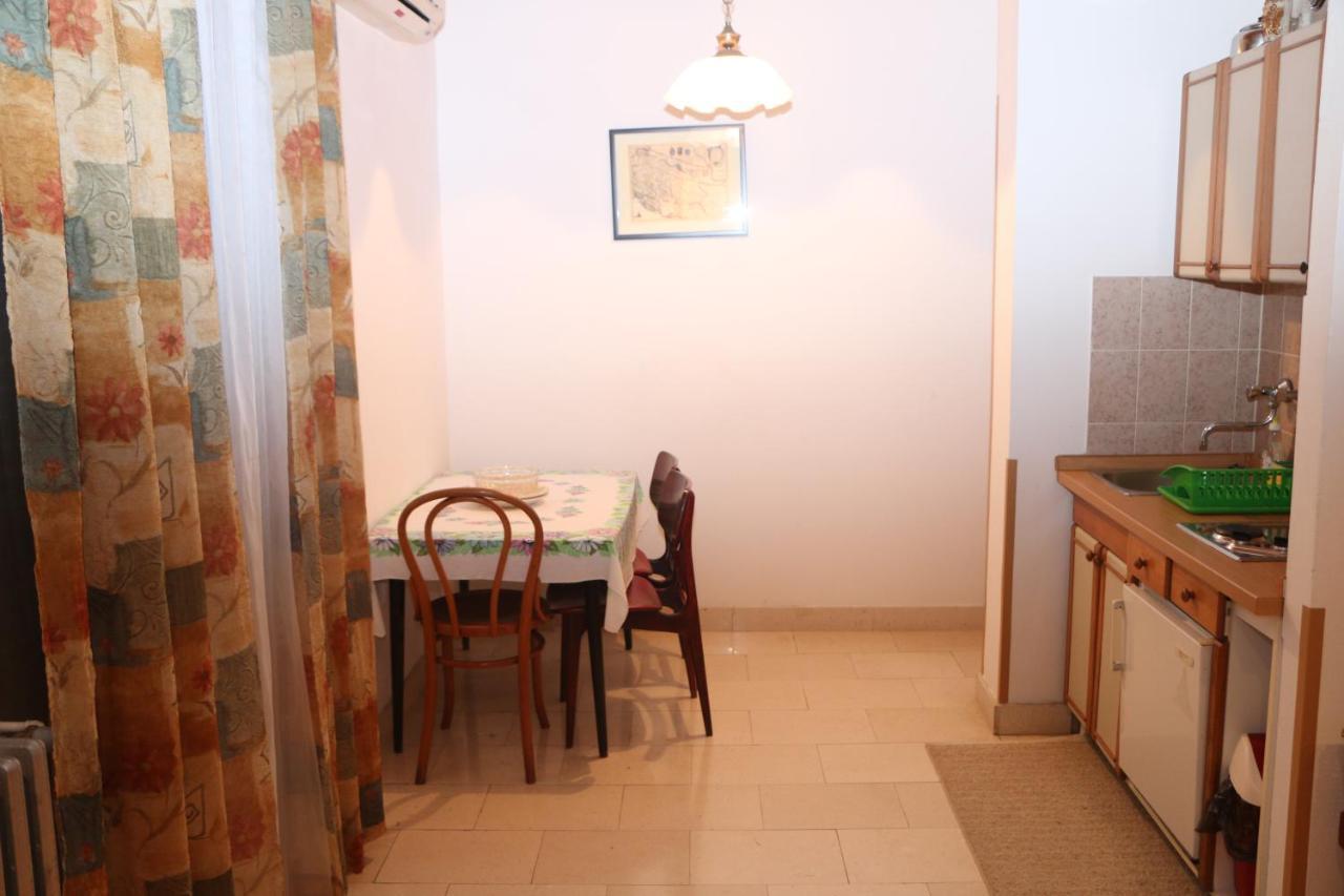 Apartment Grgas-Tucilo Zablace Exterior photo