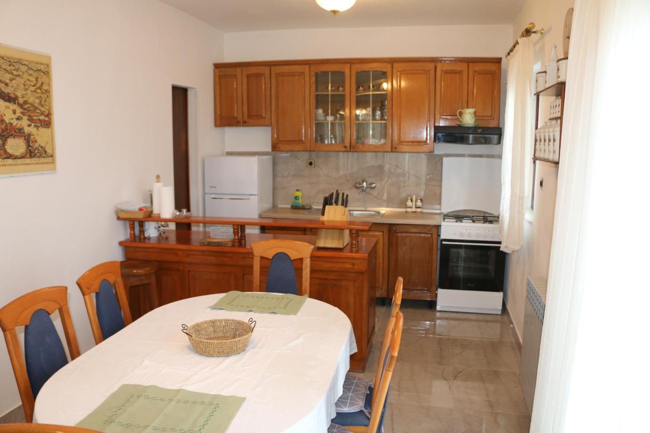 Apartment Grgas-Tucilo Zablace Exterior photo